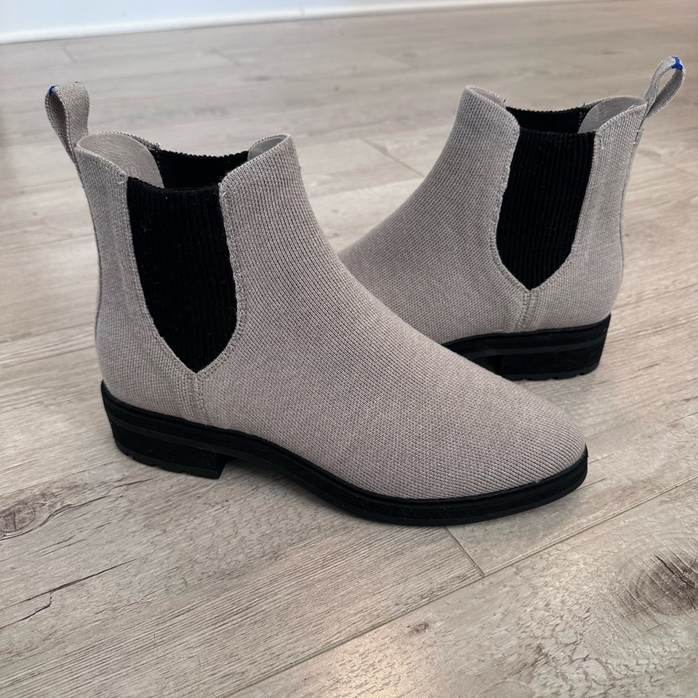 NWOT• Rothy's Gray and Black Chelsea Ankle Boots with Elastic Panels
